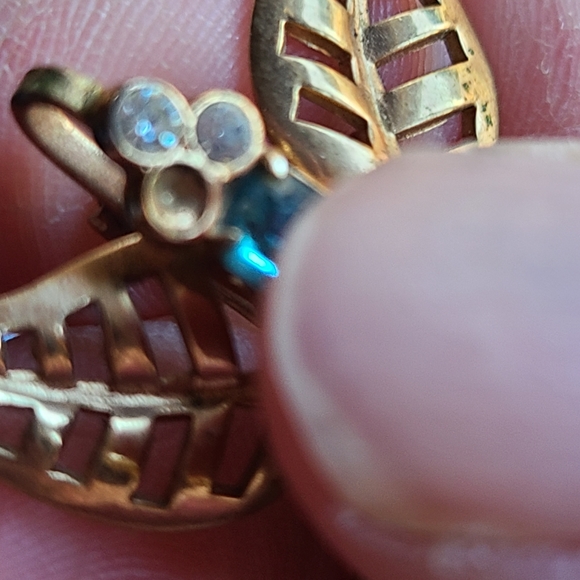 Unique Brooch For Sale Baby Blue stones - Picture 8 of 13